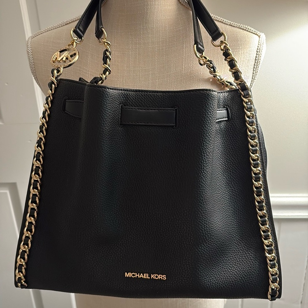 Michael Kors Mina Black Shoulder Bag